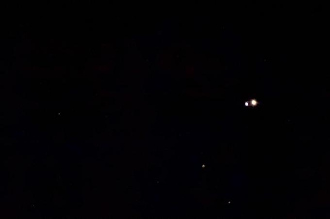 النجم المزدوج Albireo في Cygnus.