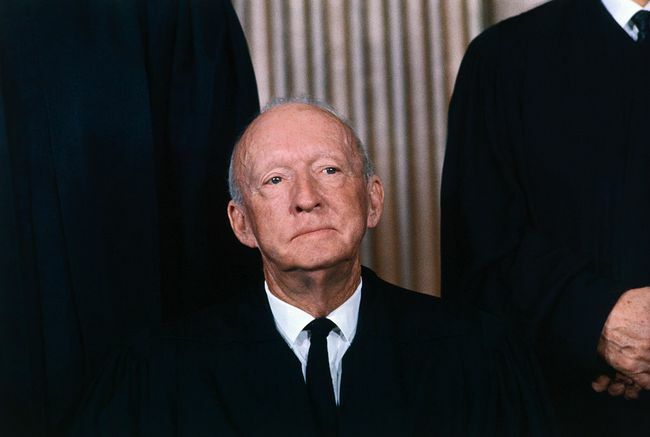 قاضي المحكمة العليا ، Huge L. أسود.